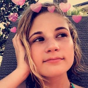 Meet your Posher, Kara